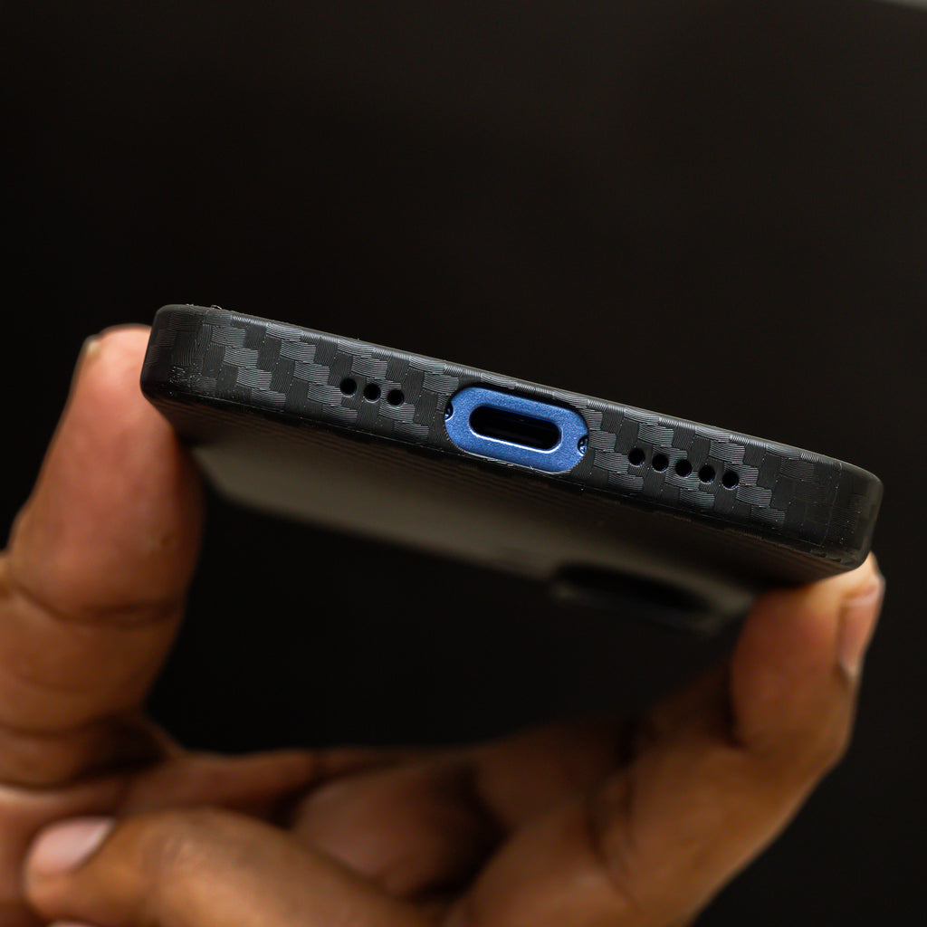 Carbon Texture Elite Case