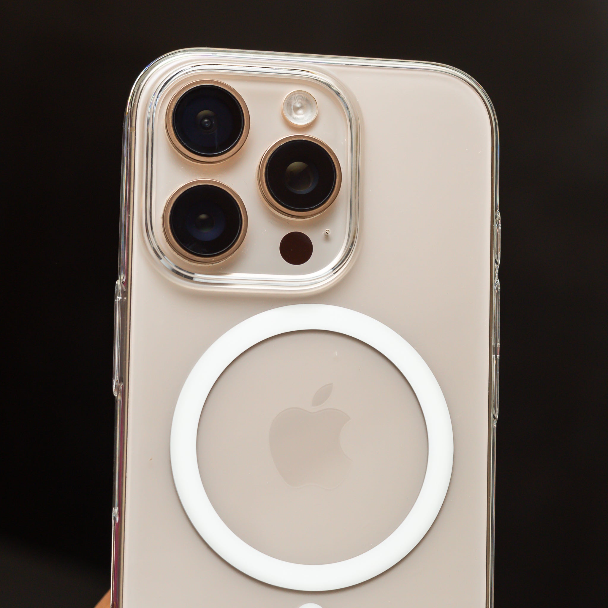 Ultra Clear MagSafe Hard Case (Non-Yellowing)