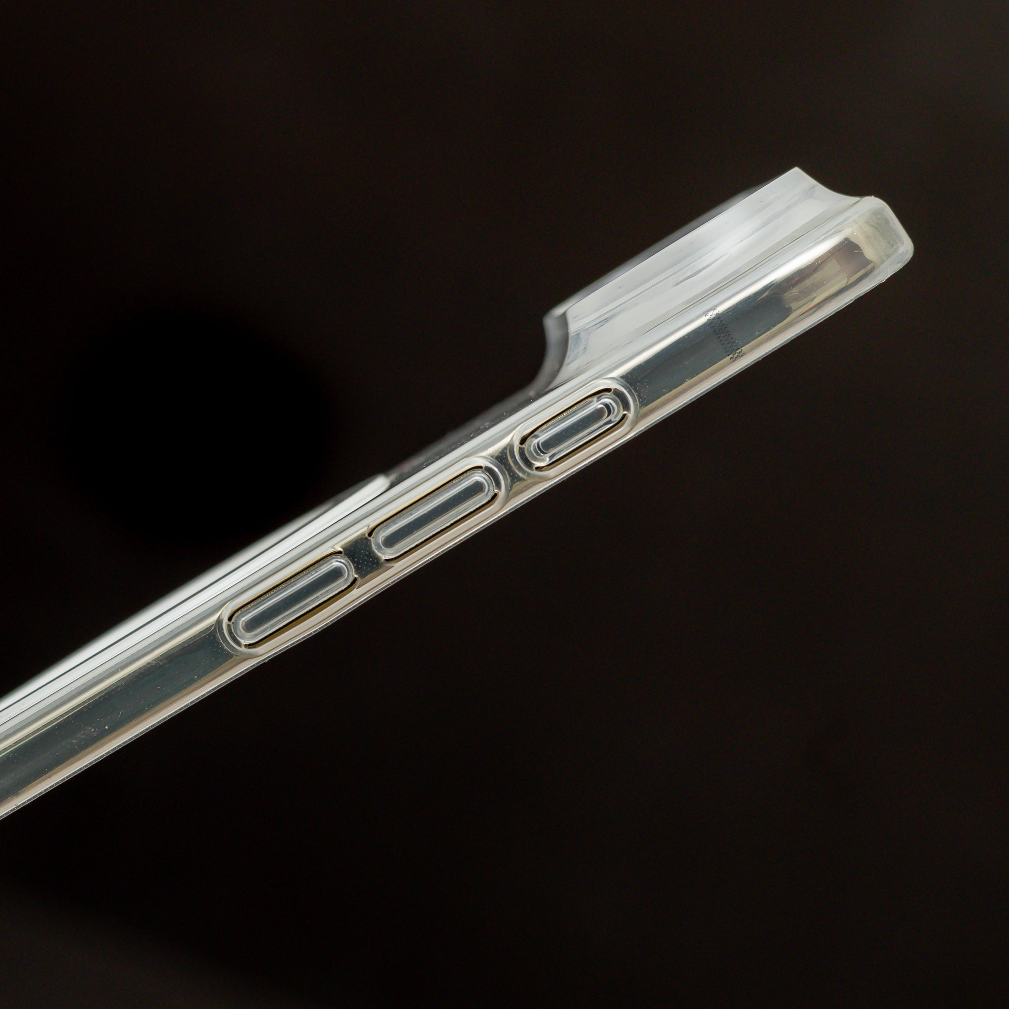 CrystalFlex Slim Case with magsafe