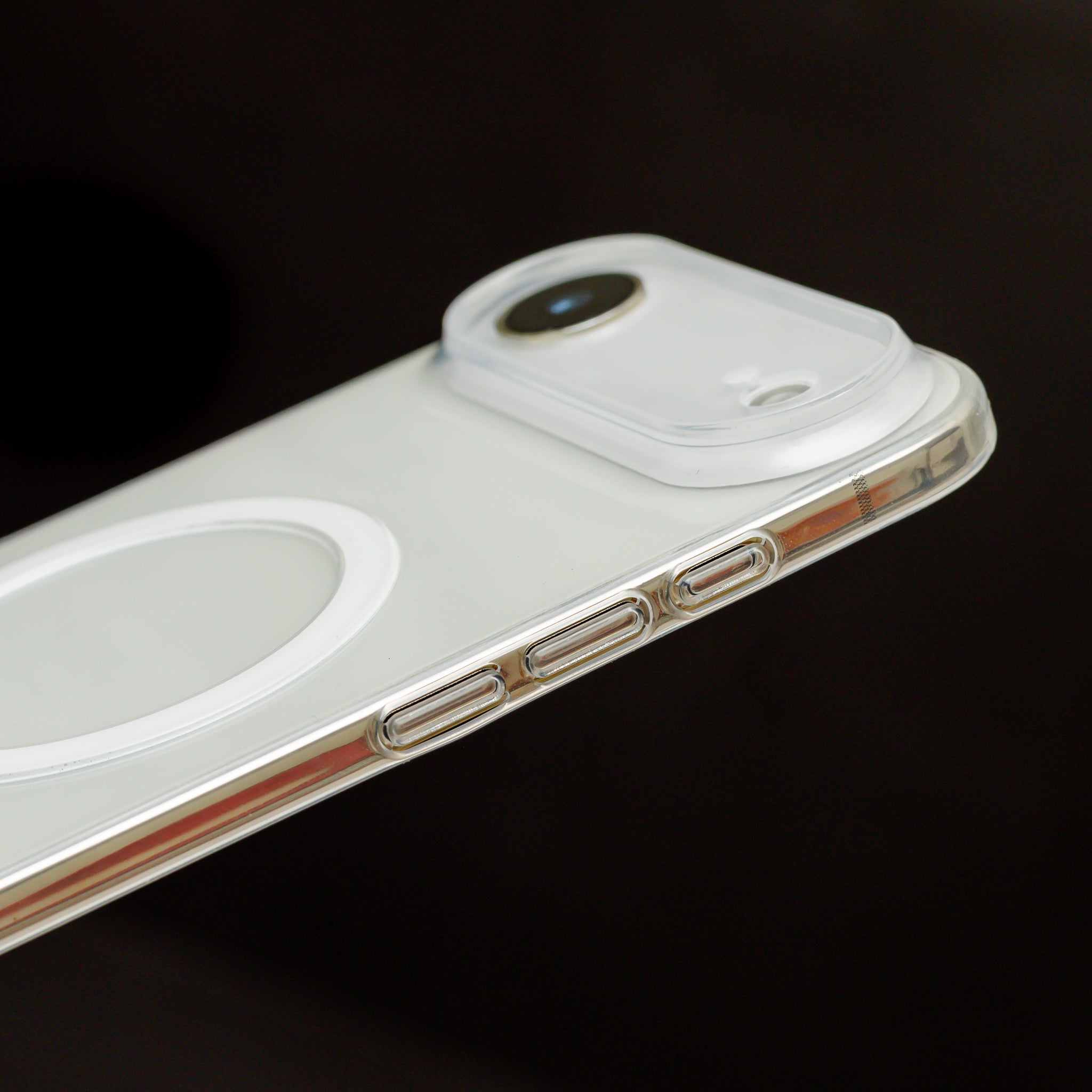 CrystalFlex Slim Case with magsafe