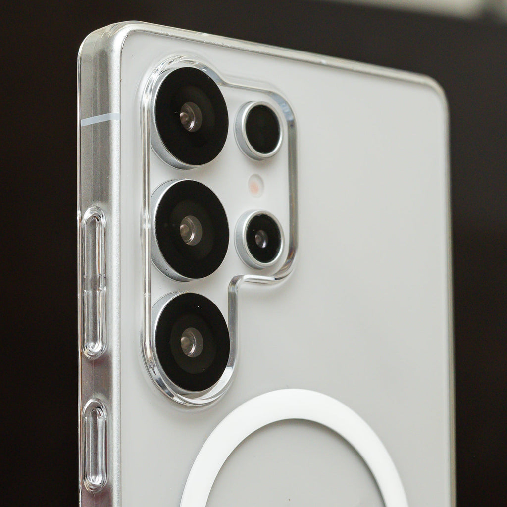 Ultra Clear MagSafe Hard Case (Non-Yellowing)